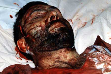 پیکر شهید صیاد شیرازی پس از شهادت