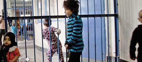 هفته «کودک» و کودکان از قلم افتاده در «زندان»