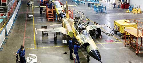 افتتاح خط تولید انبوه و تحویل‌دهی اولین جت جنگنده تمام ایرانی کوثر
