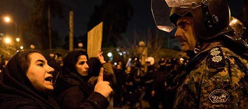 پلیس تهران: در هیچکدام از تجمعات صورت گرفته از سلاح استفاده نشده است