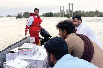 امدادرسانی به سیل‌زدگان سیستان و بلوچستان ادامه دارد